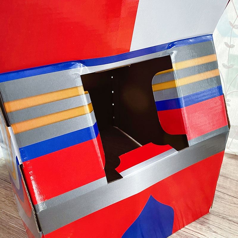 奥特曼纸箱 儿童2-6岁diy可穿戴纸壳创意纸箱凹凸曼玩具迪迦奥特漫
