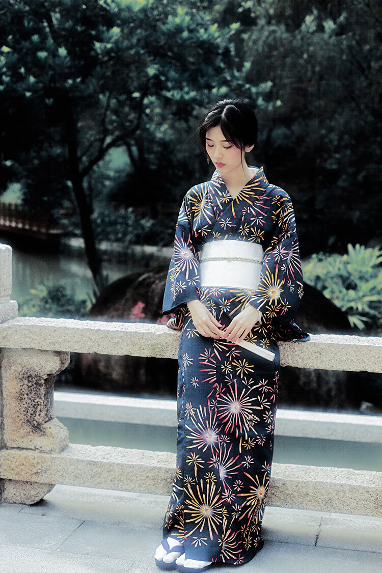 日本人穿的衣服山鸟和色正式和服日式和风浴衣复古少女连衣裙夏日烟火