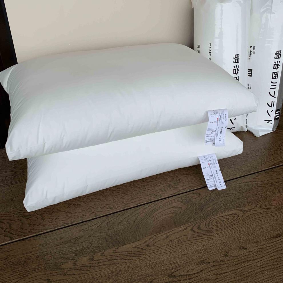 日本明治西川枕头日本明治西川枕头枕芯单边枕高低枕五星级酒店羽丝绒