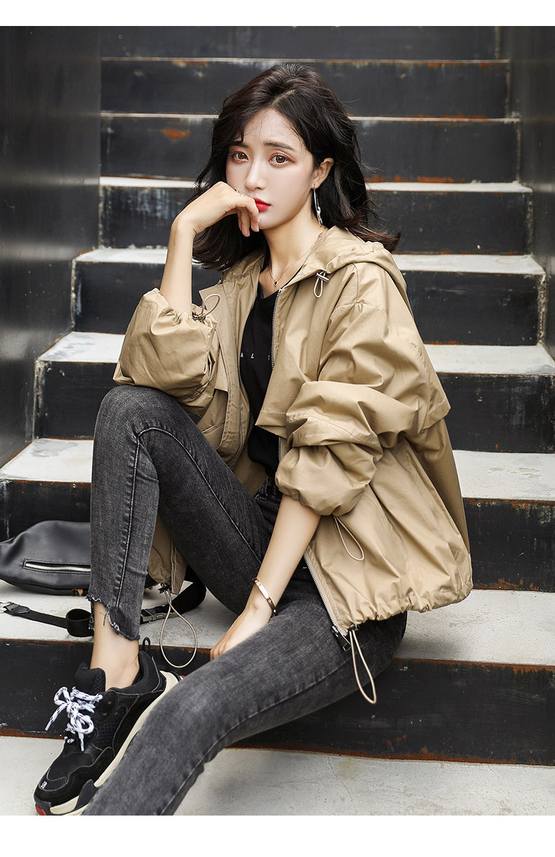 衣典零一 2020秋装新款秋季女装春秋时尚韩版休闲连帽宽松女士夹克小