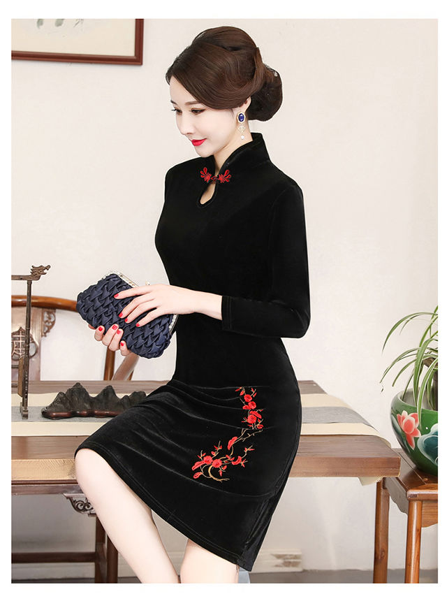 sunday 新款春秋金丝绒刺绣长袖旗袍中长款妈妈装婚礼走秀表演连衣裙