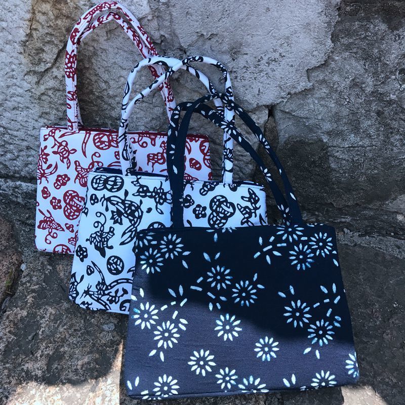 手提小布包布艺手提包小型手提包蜡染蓝印花布小方包文艺复古休闲妈妈