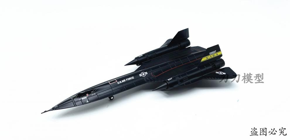 美国黑鸟侦察机 1:144 美国sr-71黑鸟侦察机超音速合金飞机模型nasa