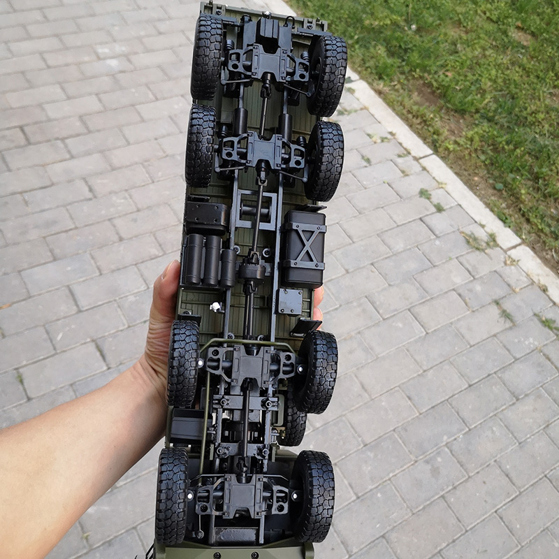 陕汽军车德龙sx2306 越野军卡运兵车1:24 仿真合金汽车模型 6*6【图片