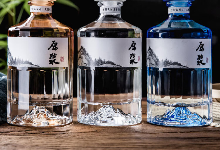 白酒瓶空瓶玻璃储酒瓶密封家用白酒瓶子创意晶白料酒瓶端 250ml蒙砂