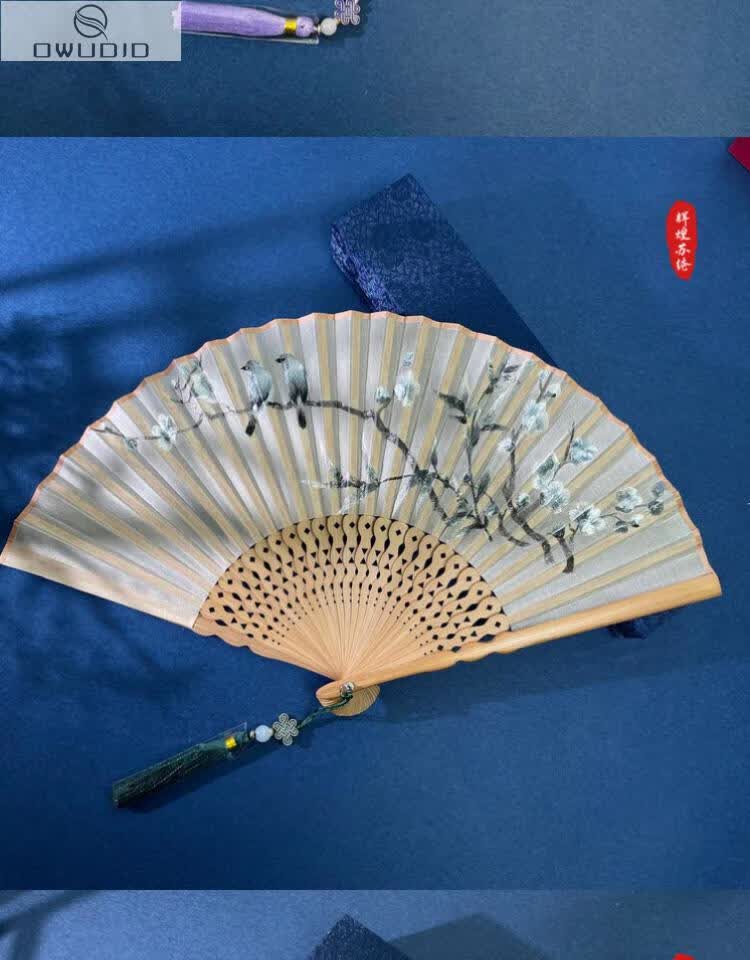 苏州刺绣扇子 苏州刺绣复古古风折扇汉服女搭配折叠便携式真丝绣花