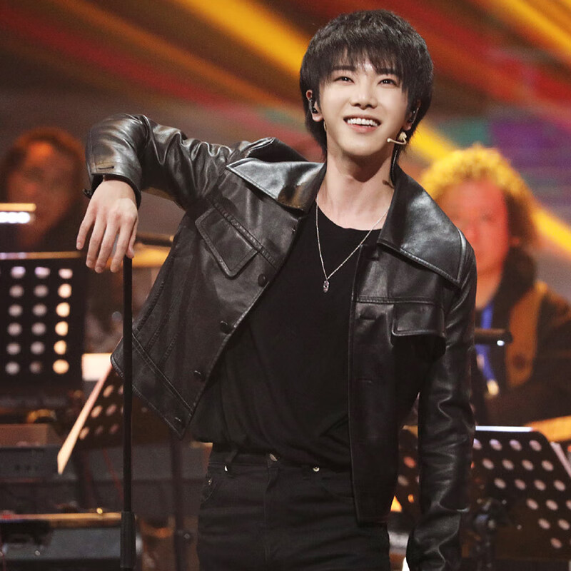 华晨宇同款衣服外套秋冬季对花花男女黑色翻领皮衣修身夹克秋冬的衣服