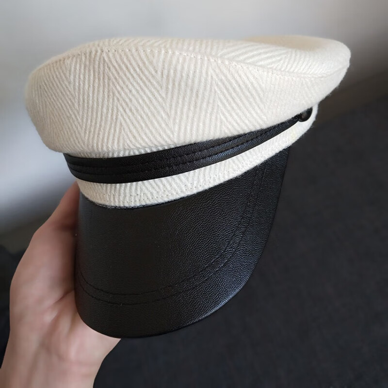 玛拉米新品平檐帽秋冬小帽檐鸭舌帽本白色海军帽仿仿羊毛呢子平顶帽子
