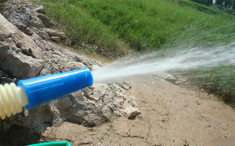 水泵菜地浇菜便携充电式潜水泵农用农田庄稼灌溉浇水泵抽水机浇地浇菜