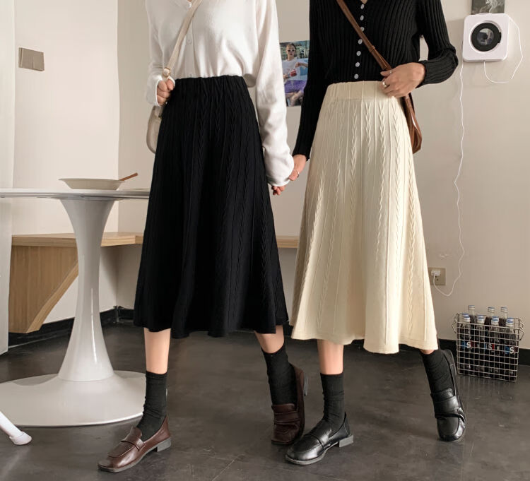 半身裙女冬款百搭秋冬韩版黑色冬裙百搭针织裙半身裙女学生秋裙子杏色