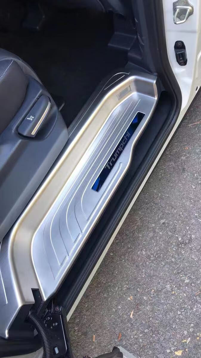 21款传祺m8门槛条不锈钢迎宾踏板专用于广汽传祺m8汽车门槛条内饰改