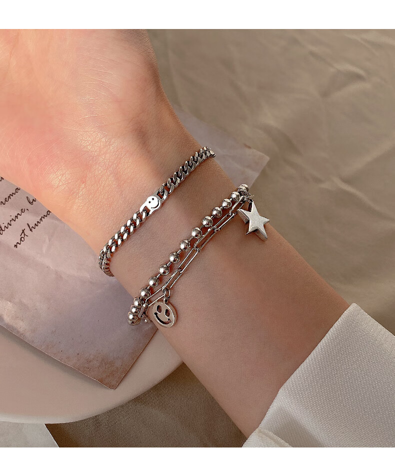 星星笑脸手链女2020年新款嘻哈手饰ins小众设计冷淡风星星笑脸手链