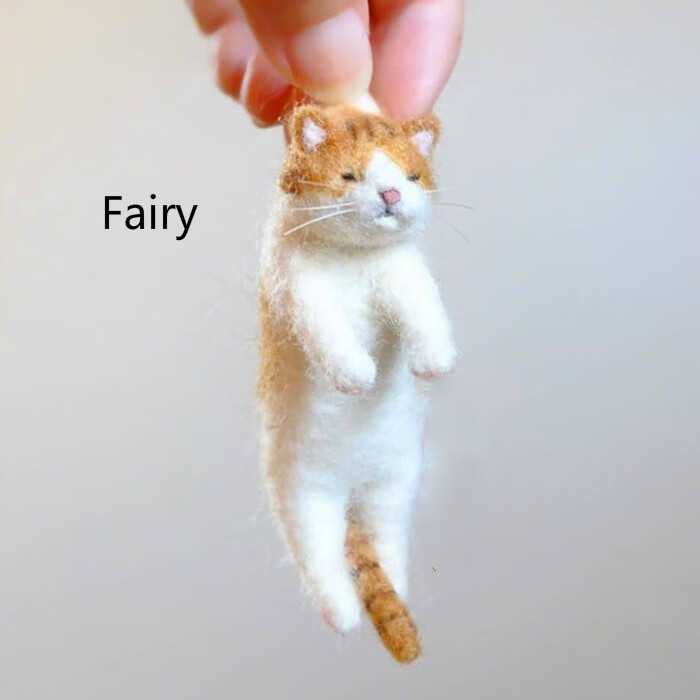 被拎起来的小猫挂件被提起的猫小动物钥匙扣喵咪挂饰柴犬兔子海狮黄鼬