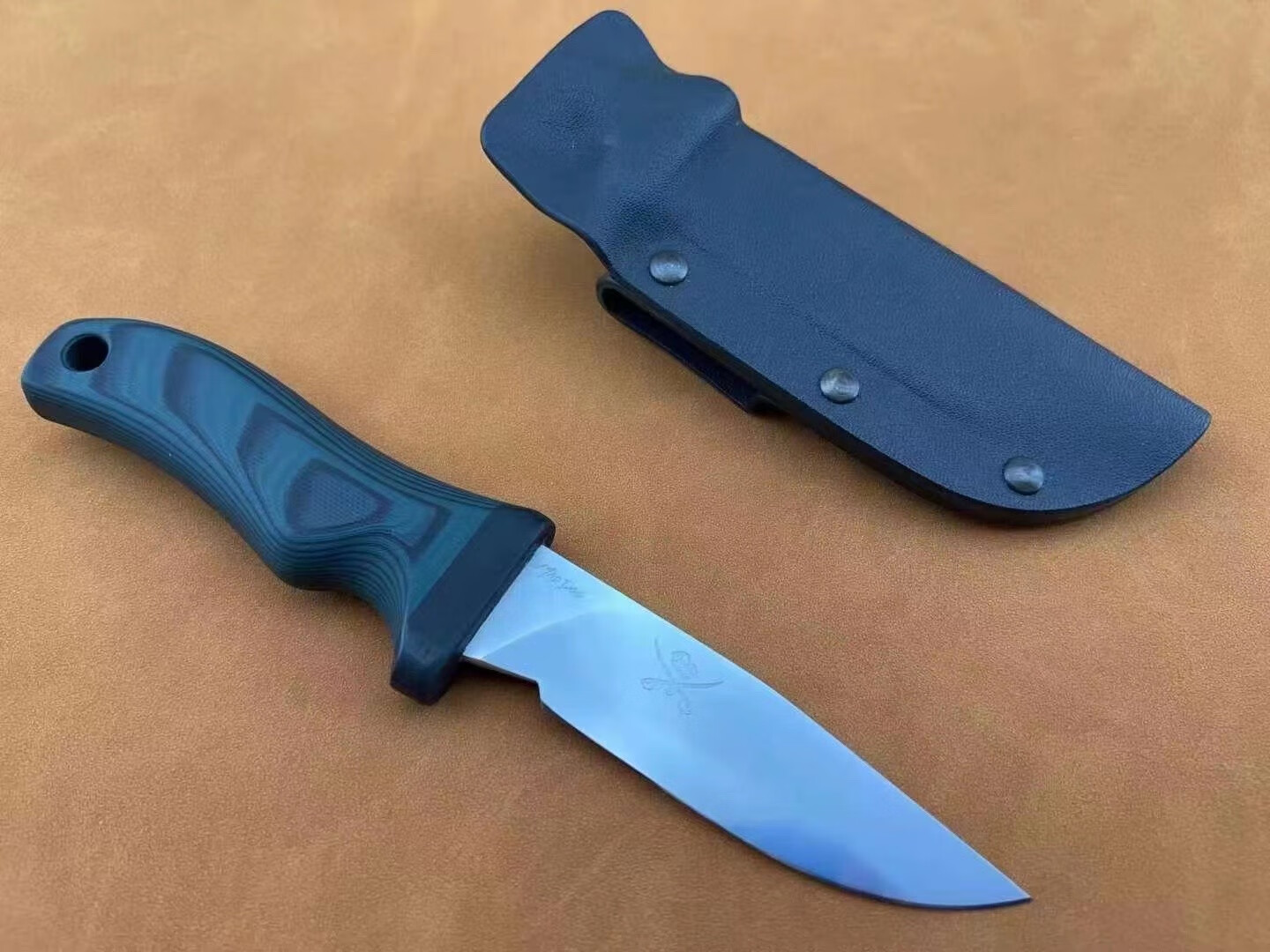 硕哥原版黑绿柄手签直刀战术小刀收藏送礼刀具高硬度钢刀手工制作小