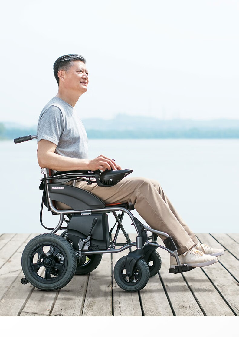 鱼跃yuwell电动轮椅车老人折叠轮椅代步车残疾人四轮车智能多功能助