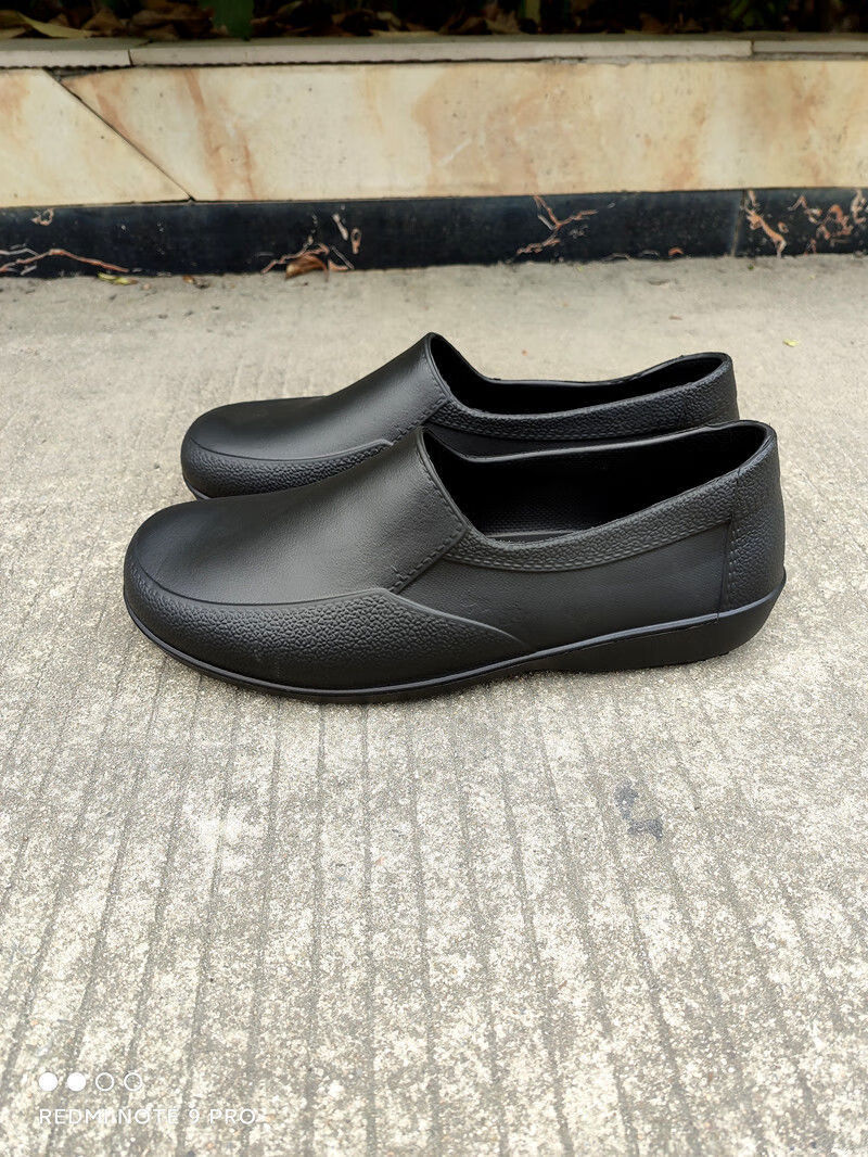 厨房专用鞋子 食堂后厨防油滑轻便厨师鞋防滑防水耐油晴雨男女工作低