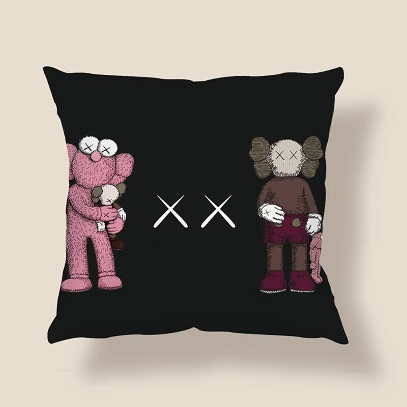 迪士尼网红同款双面新款潮牌kaws叉眼熊卡通抱枕居家沙发床靠枕头车载