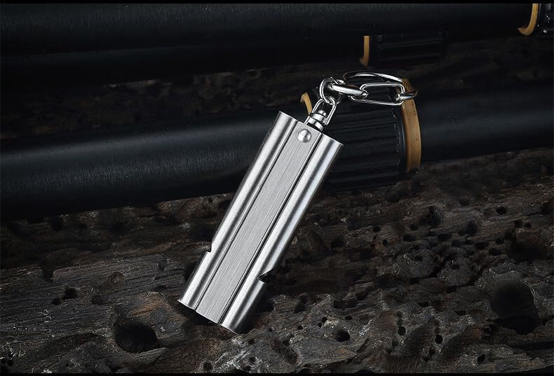 新年礼物哨子户外高音求生哨应急军事救生哨训练高频口哨不锈钢口哨