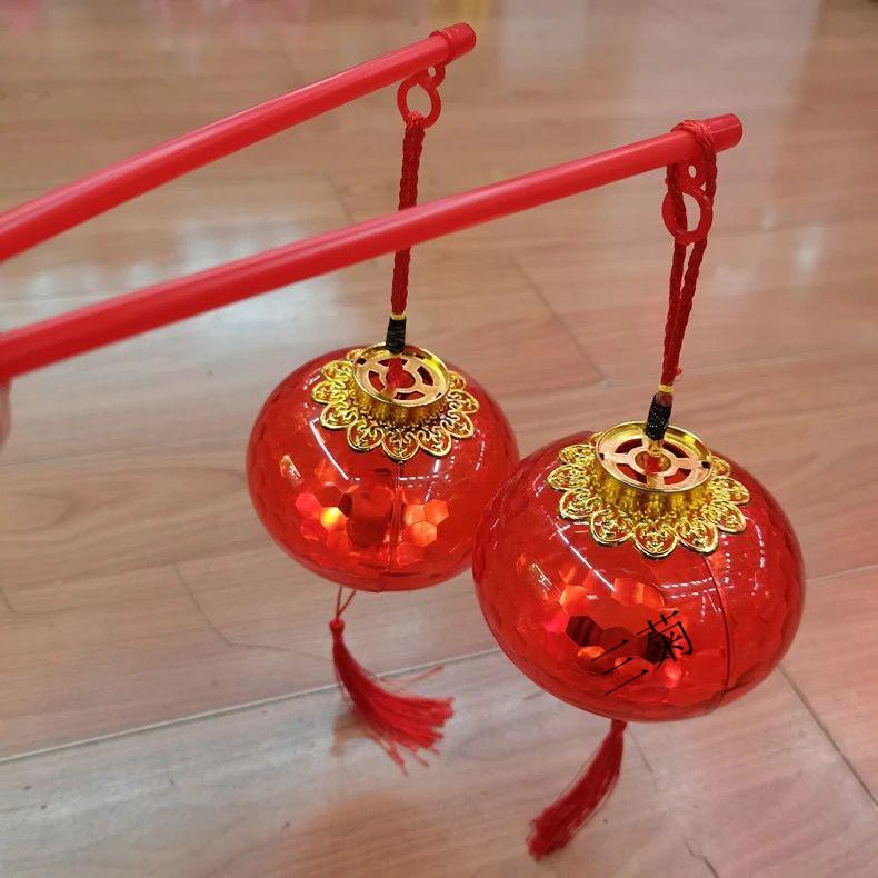 儿童手提发光小灯笼新年元宵节卡通牛手提灯笼喜庆红灯笼批发玩具大号