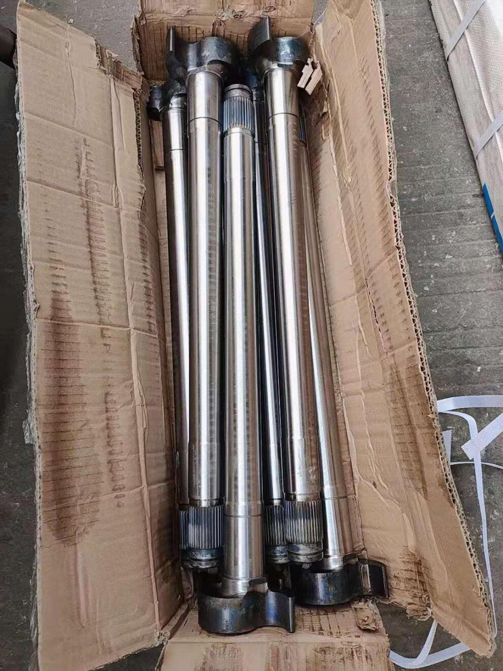 半挂车配件 富华桥fuwa 原厂品质凸轮轴左右 翻转杠 刹车轴 白色加长