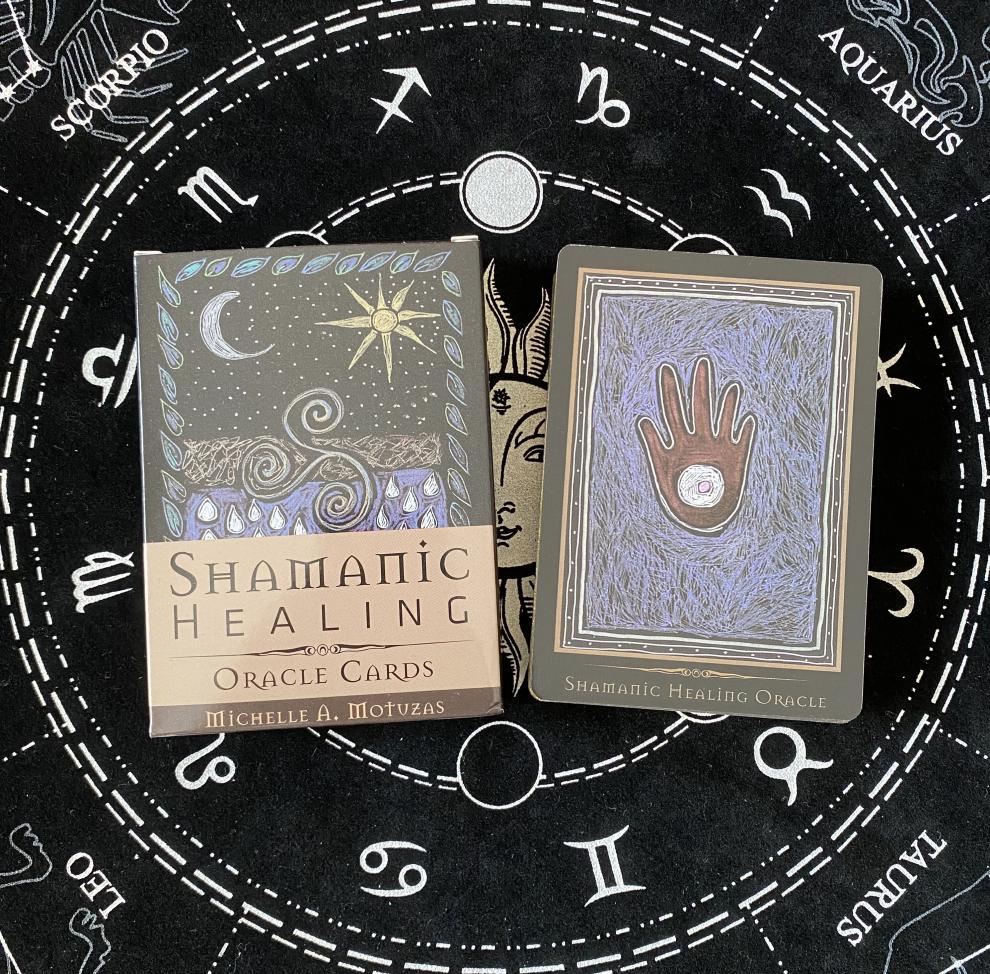 shamanic healing oracle 萨满的疗愈神谕卡英文镀金边卡牌 萨满的疗