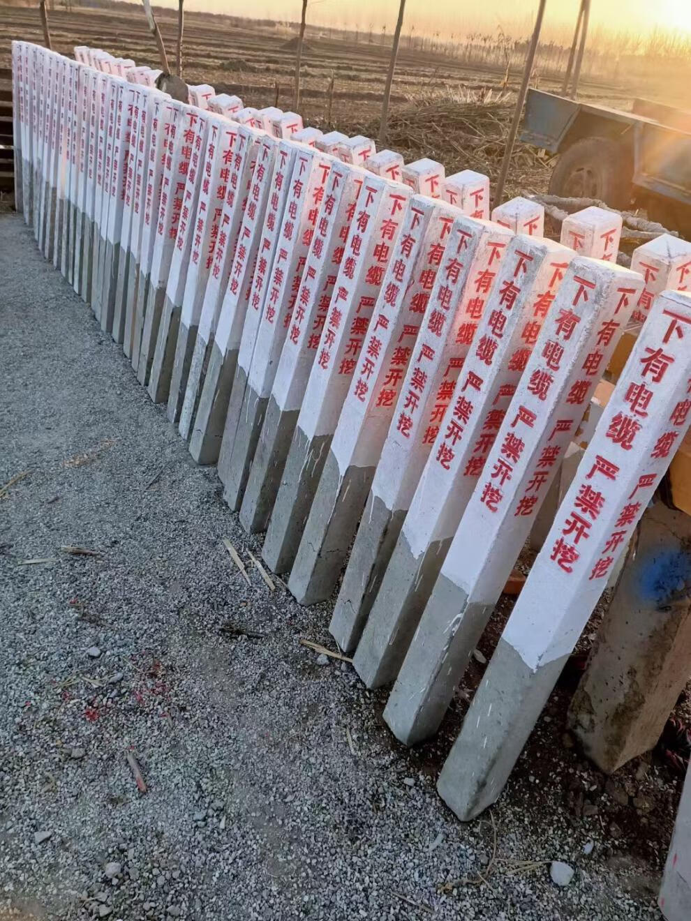 电缆标示桩水泥标志桩电力电缆水泥警示桩燃气水利河道水泥标石铁路