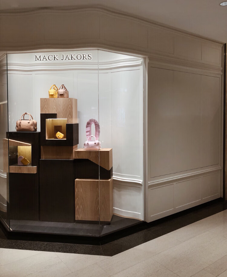 香港mackjakors真皮单肩女包大容量腋下手提大包复古简约包包白色放不