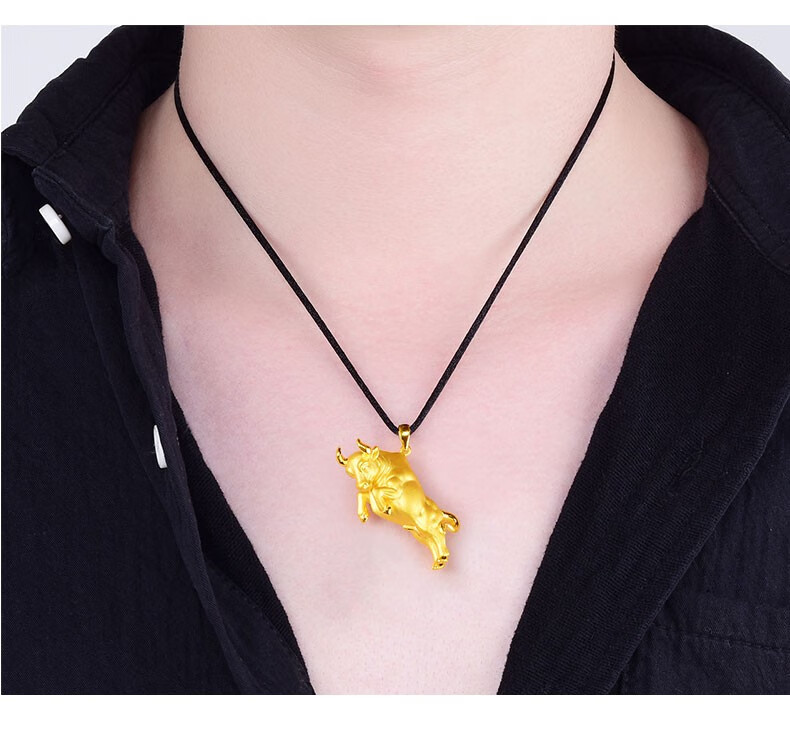 沁帝珠宝 黄金吊坠牛 金牛十二生肖属相项链 足金999本命年男纯金犀牛
