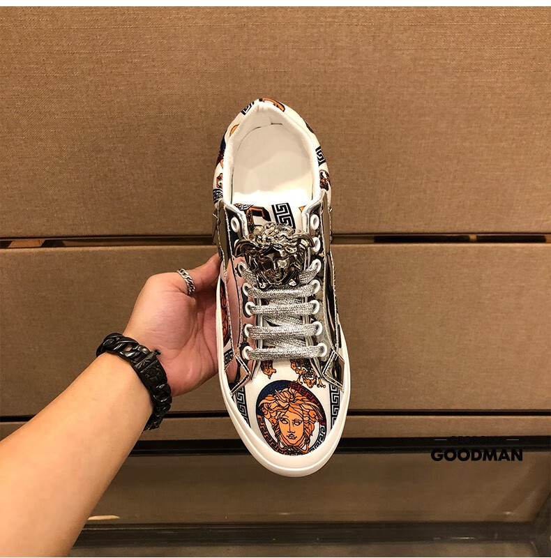georginagoodman欧洲站潮男鞋2021新款板鞋男韩版青年白鞋男士潮鞋子