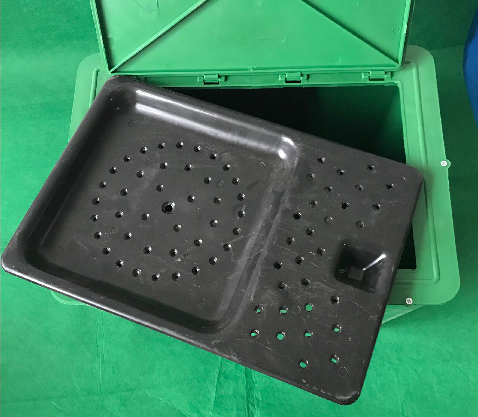 兔子产仔箱兔子窝种兔母兔产箱兔子笼兔用产箱兔笼用外挂产箱 原料