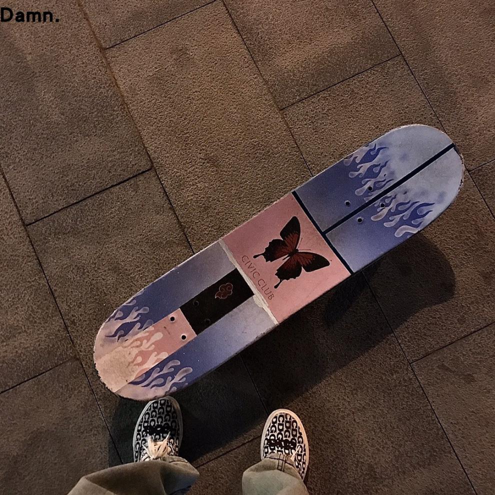 滑板砂纸 ins同款蝴蝶玫瑰火影双翘长板气孔粗砂多种款式彩砂 红色