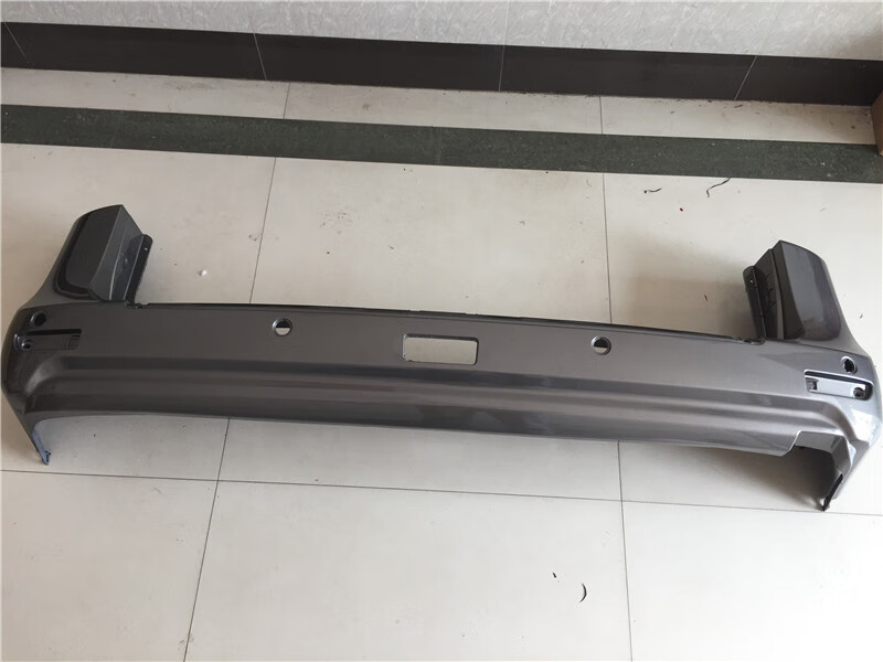 适用东风风行菱智前保险杠v3m3m5前后保险杠烤漆保险杠总成需要其他