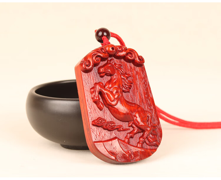 红木木马吊坠印度小叶紫檀马牌红木雕刻木马项链吊坠挂件生肖马牌子马