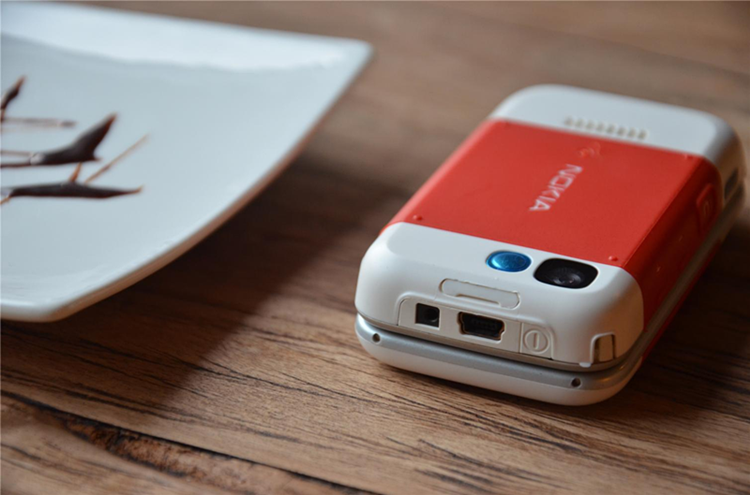 nokia诺基亚5300经典滑盖按键老年人大小学生备用音乐移动手机红色