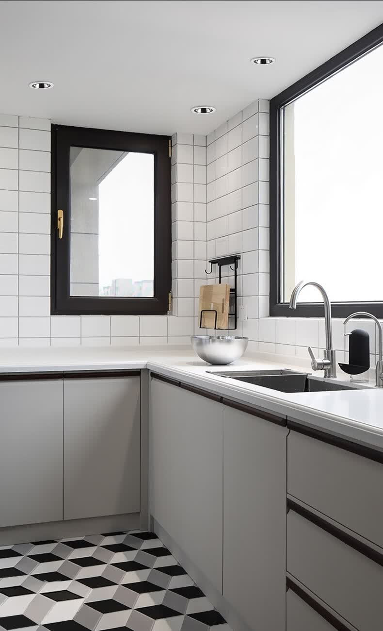 厨房卫生间淋浴房防雾嵌入式天花灯佛山灯具照明筒灯黑杯防眩5w暖光开