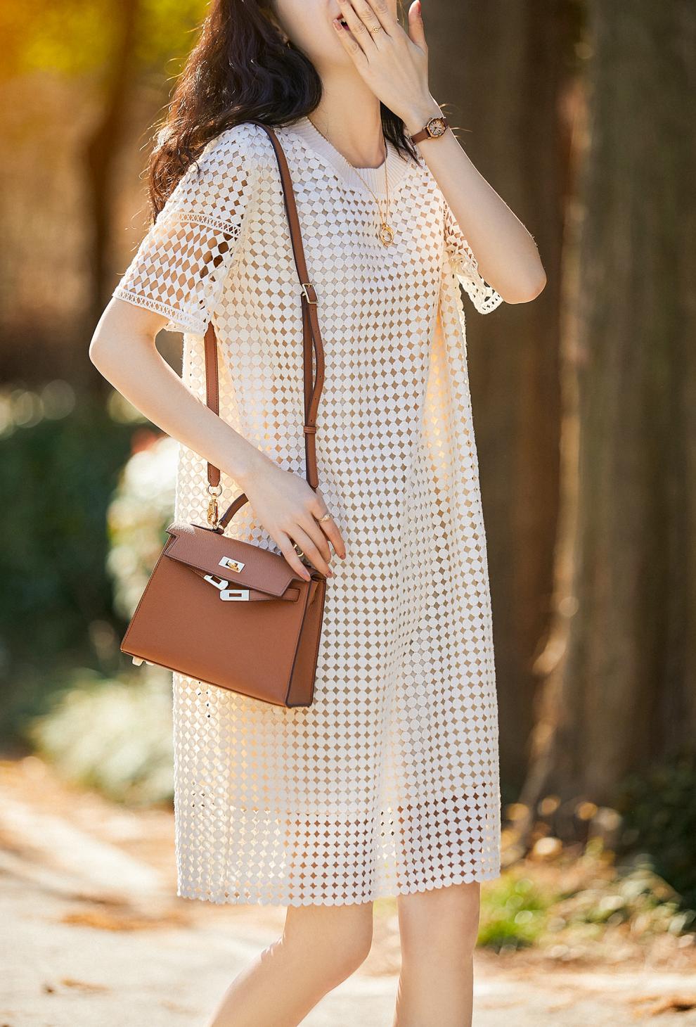 韩图朵2021新款夏装情迷法式轻复古波点镂空米杏色短袖