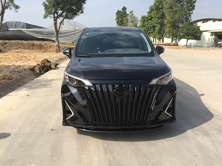 适用于传祺m6中网广汽gm6改装大包围m6大师版前杠升级前脸套件流水灯