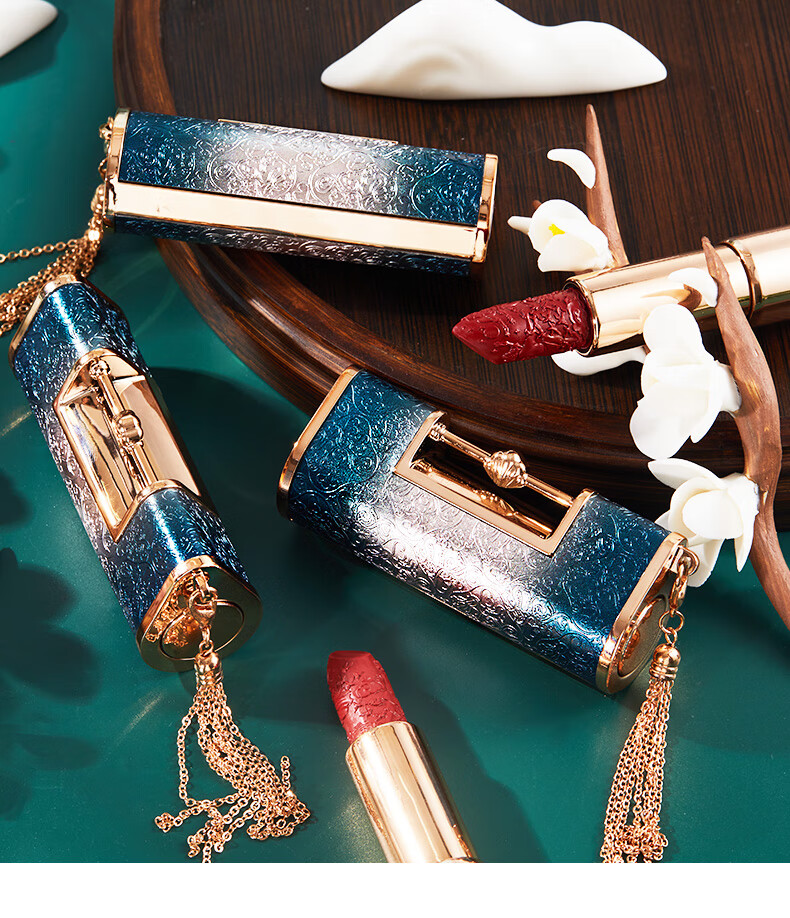 中国风锁心浮雕口红抖音同款保湿滋润哑光唇膏女雾面雕花定情锁元气