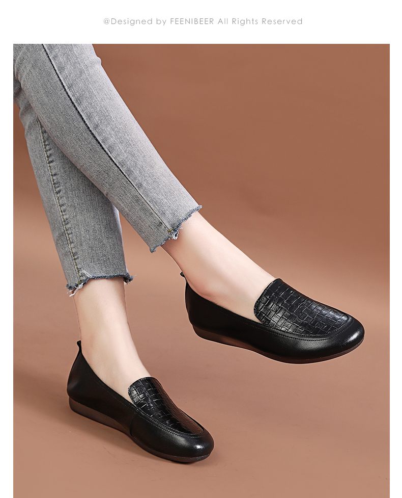 皮鞋特大号皮软底平底单鞋一脚蹬牛筋底加大码41女鞋43胖脚宽肥红色41