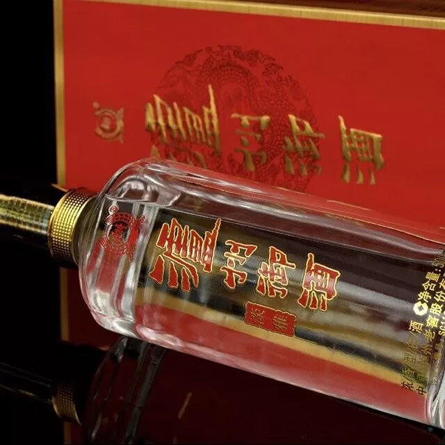 42°泸州 泸州御酒淡雅 婚宴送礼纯粮酒浓香型整箱500ml*6盒装 500ml*