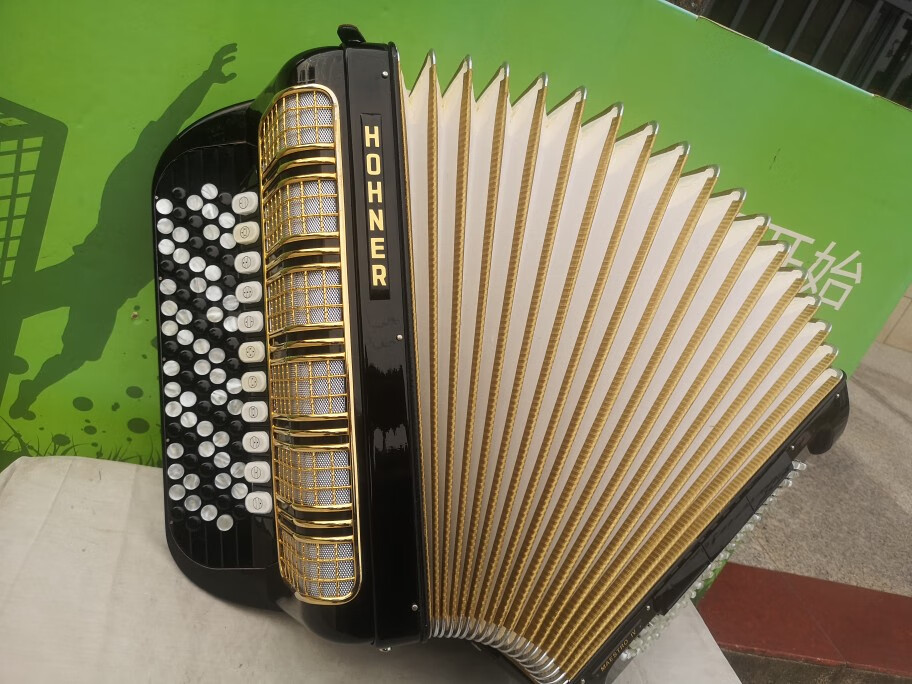 德国原装霍纳82键120贝司四排簧b巴扬手风琴成人老年人初学入门演奏