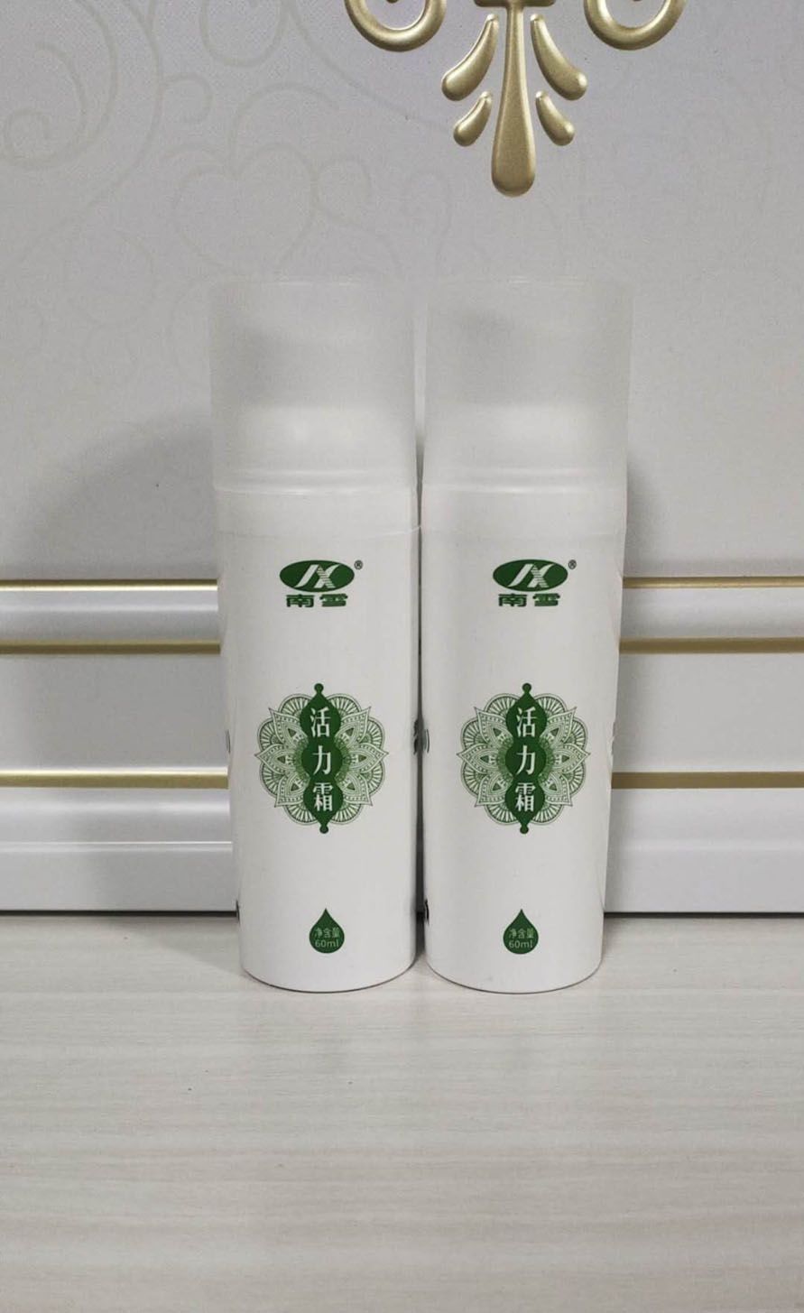 南雪活力霜平衡霜南雪活力霜平衡霜 新款南雪活力霜平衡霜楠美 活力霜