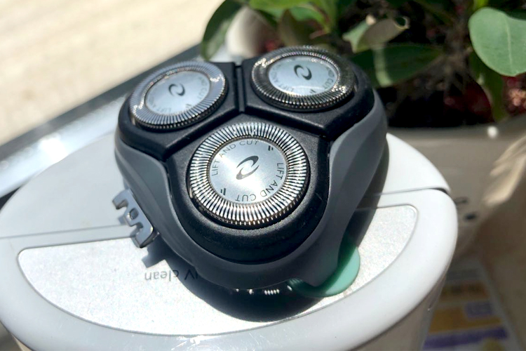 适用飞利浦电动剃须刀头三头pt720 pt725 pt726pt722双层刀片刀网