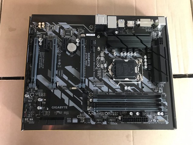 全新盒装gigabyte/技嘉 z370-hd3 1151 支持8代cpu ddr4 内存 r4 内存