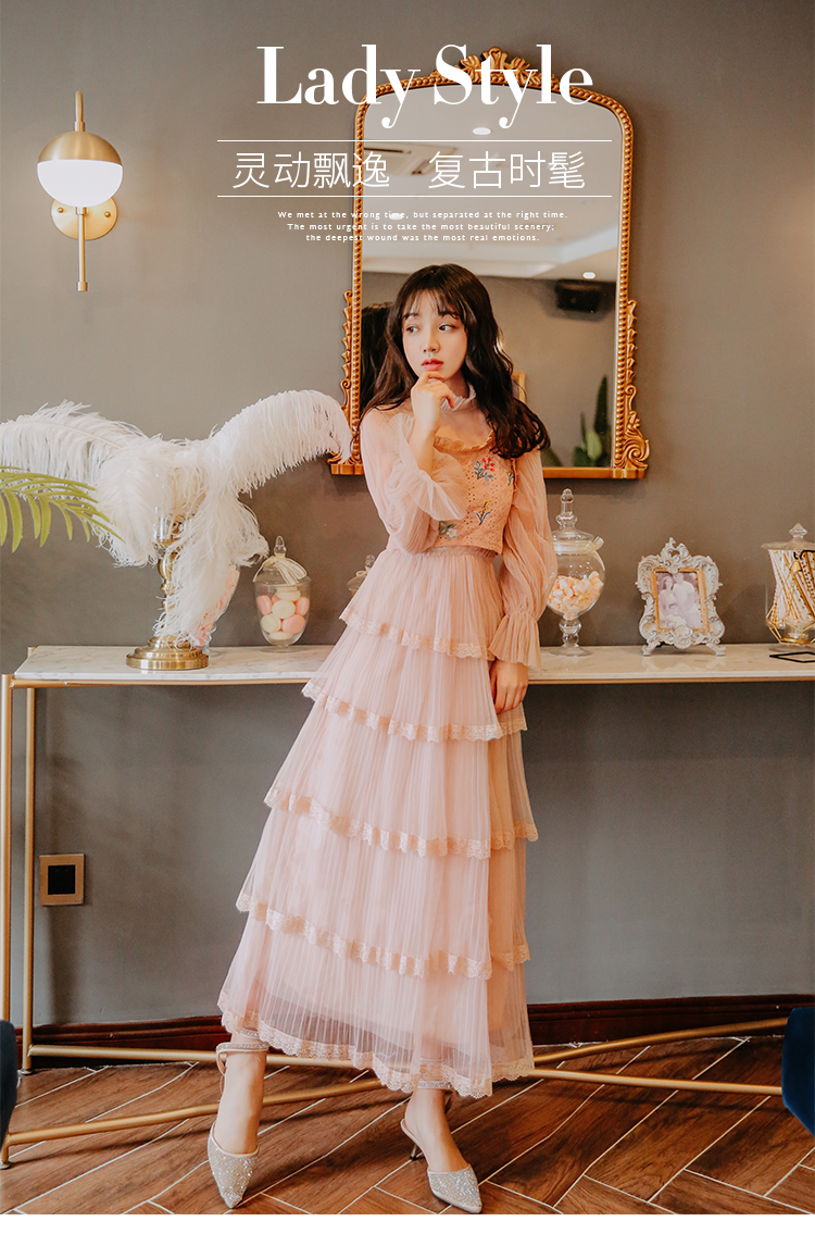成人礼服女 18礼服冬款粉色连衣裙公主裙大长裙子仙学生森系蓬蓬裙秋