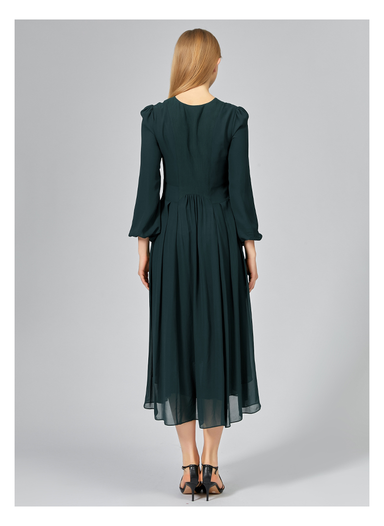 voa桑蚕丝乔其纱v领褶皱双层面料设计收腰显瘦中长款真丝连衣裙ae1316