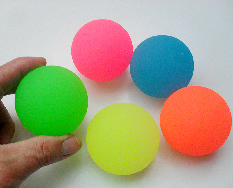 一号龙珠弹力球80后童年怀旧玩具实心弹力球大号橡皮弹跳球扭蛋橡胶