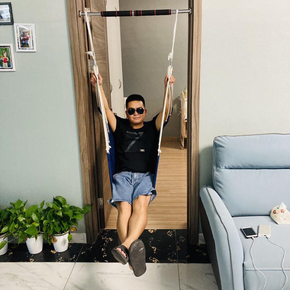 儿童荡秋千室内家用小孩网红哄娃神器吊椅门框免打孔户外布袋吊床