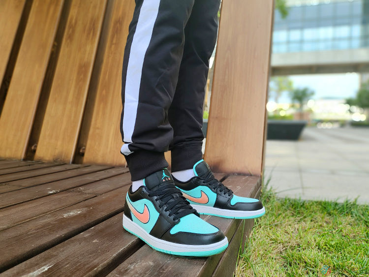 纯原aj1黑绿渐变钩子黑蒂芙尼休闲百搭低帮运动篮球鞋黑蒂芙尼ck30