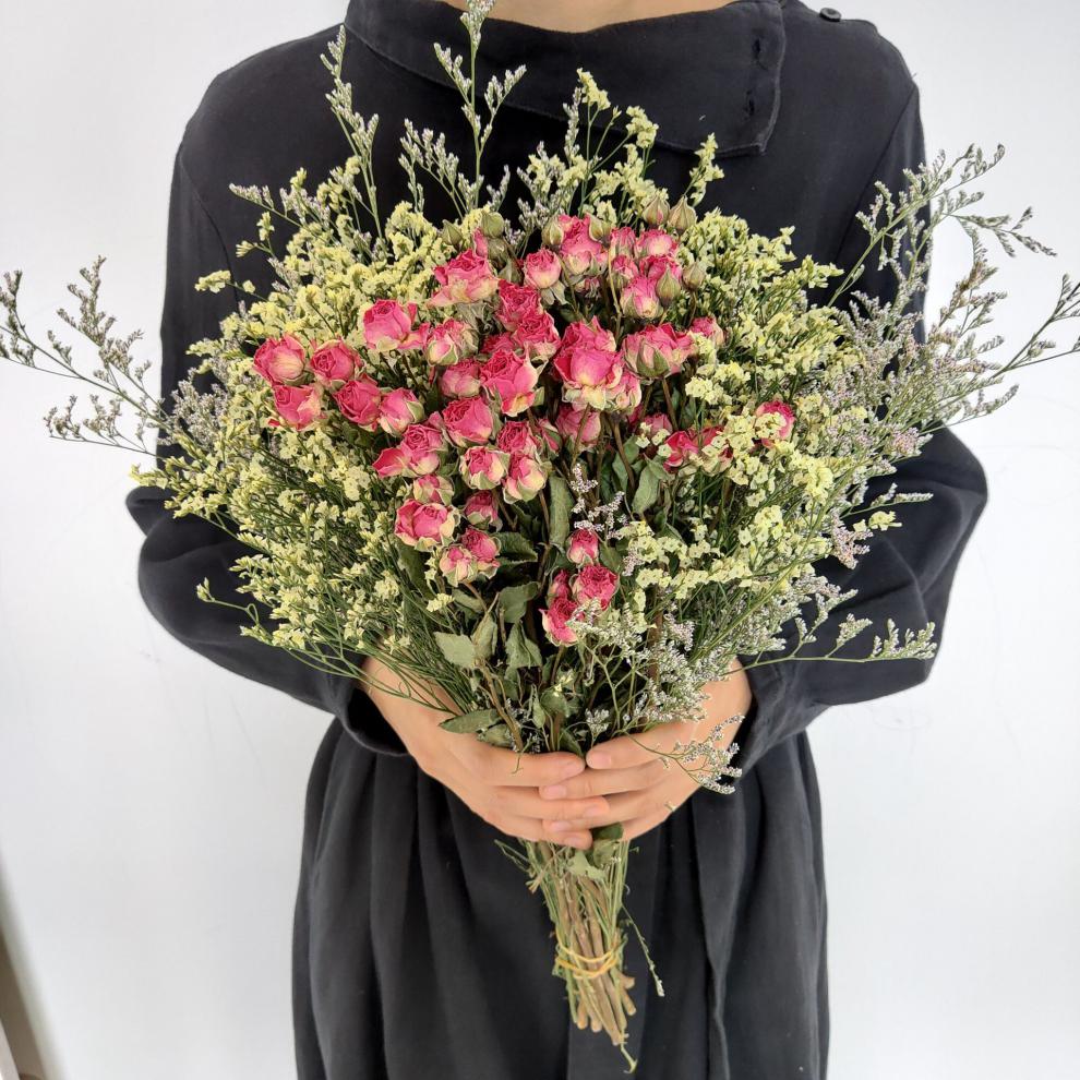 勿忘我干花混搭花束干花文艺插花混搭玫瑰组合大花束小清新满天星